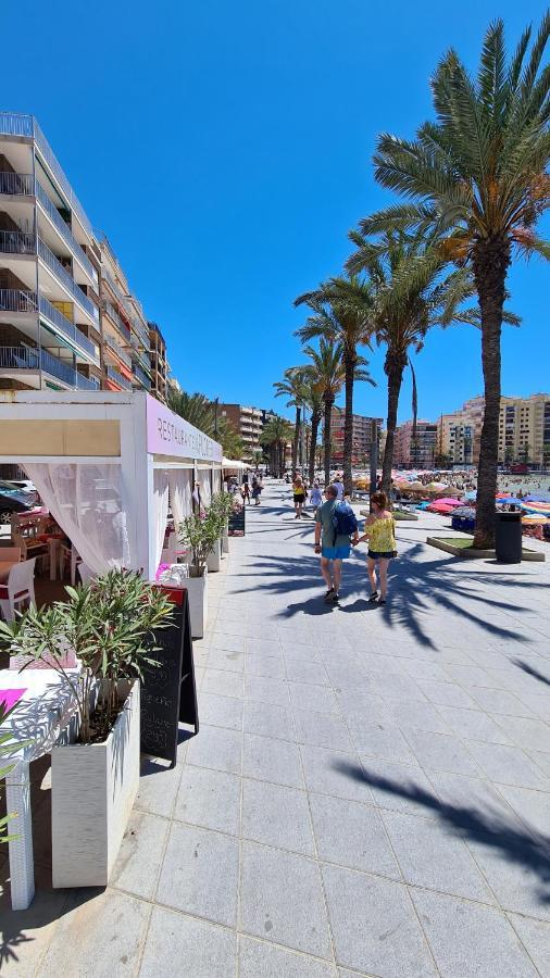 Cozy Apartment Near Playa Del Cura In Torrevieja Bagian luar foto